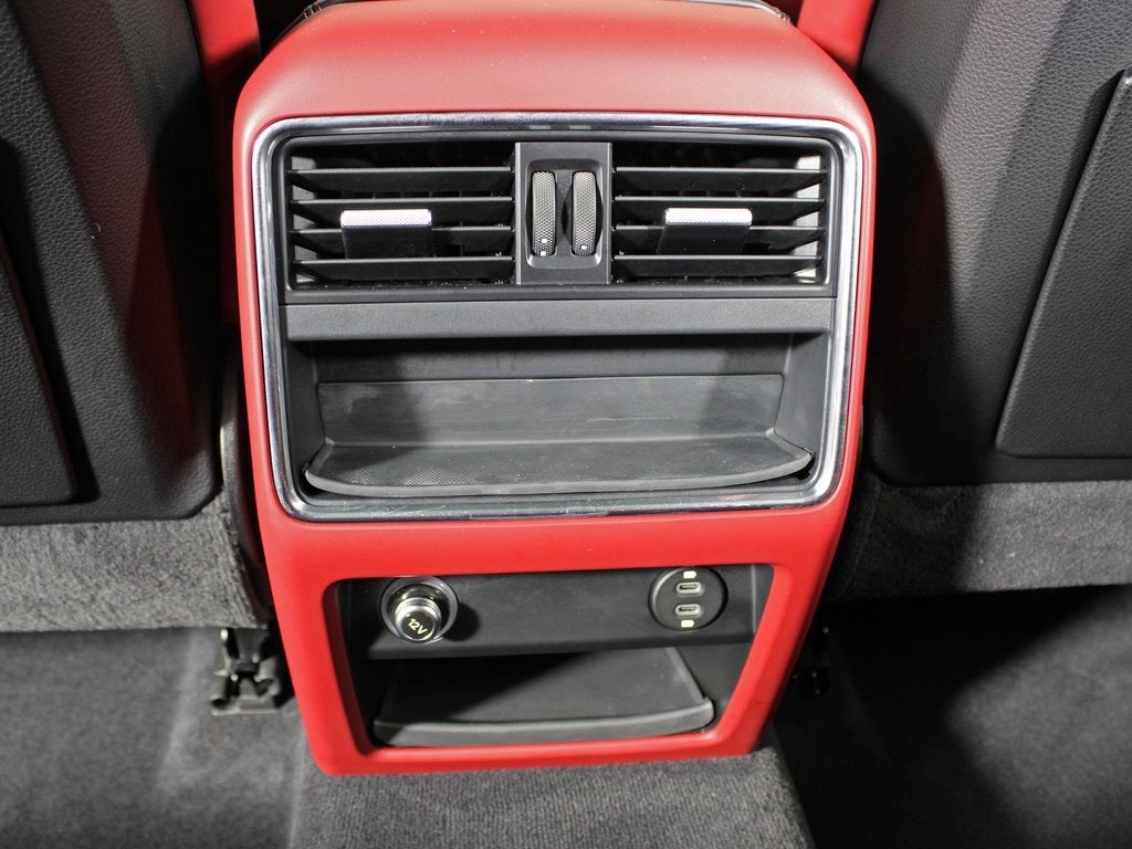 2023 Porsche Cayenne Base