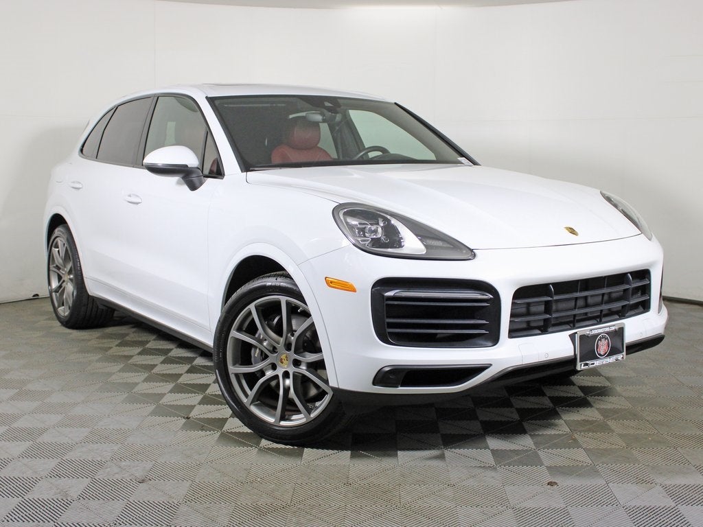 2023 Porsche Cayenne Base