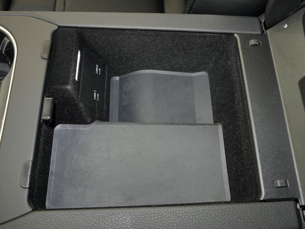 2023 Porsche Cayenne Base