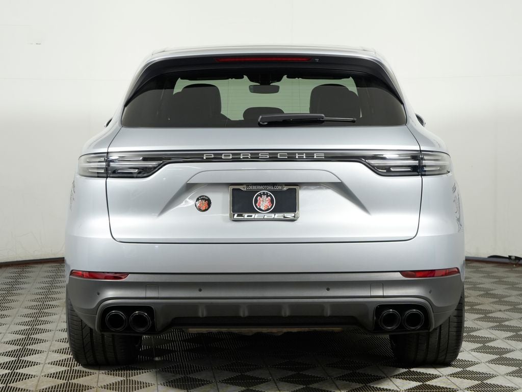 2023 Porsche Cayenne Base
