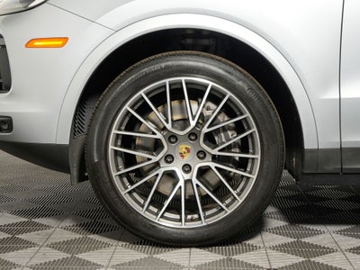2023 Porsche Cayenne Base
