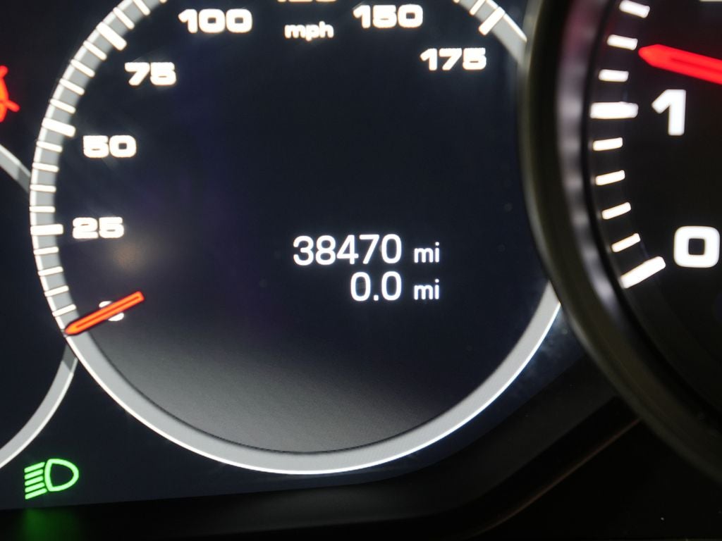 2023 Porsche Cayenne Base