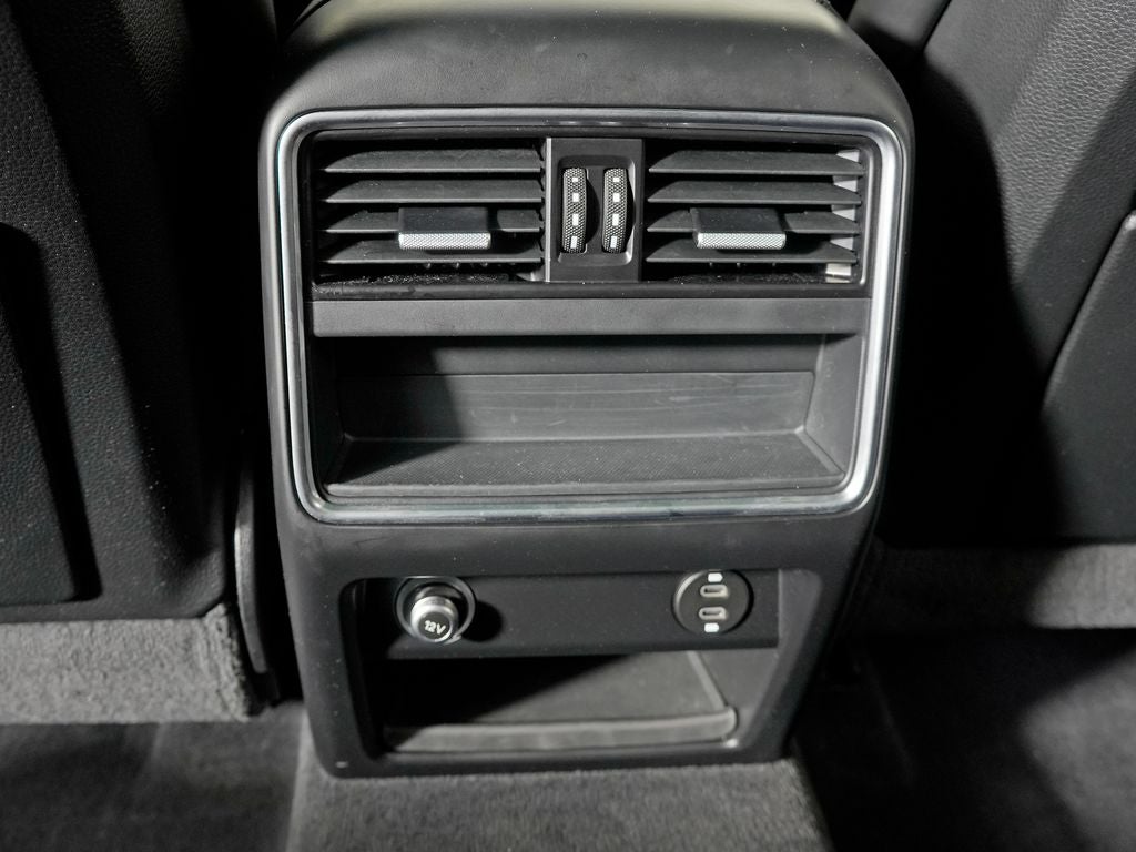 2023 Porsche Cayenne Base