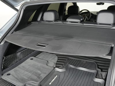 2023 Porsche Cayenne Base