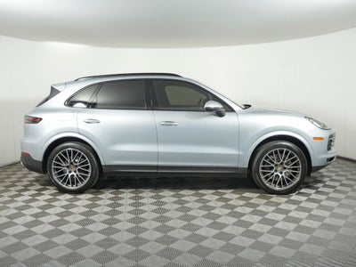 2023 Porsche Cayenne Base