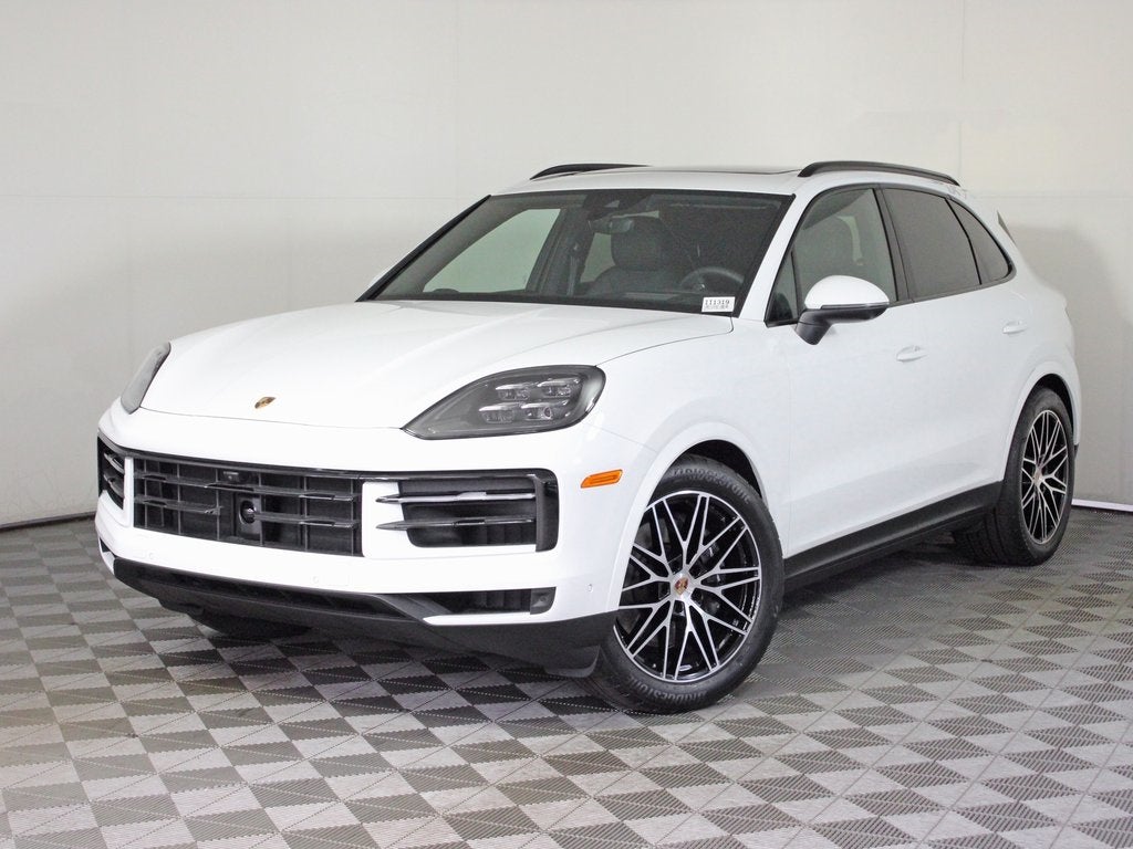 2025 Porsche Cayenne Base