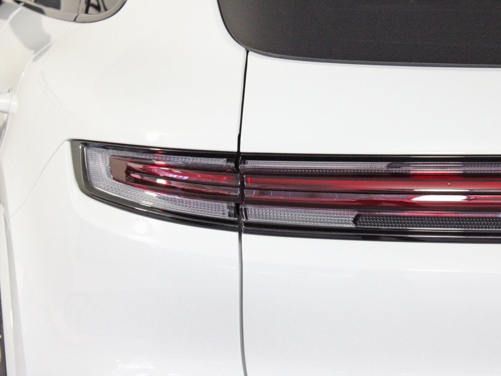 2025 Porsche Cayenne Base