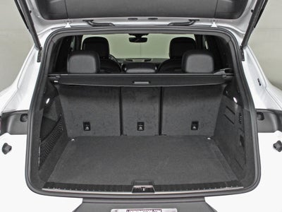 2025 Porsche Cayenne Base