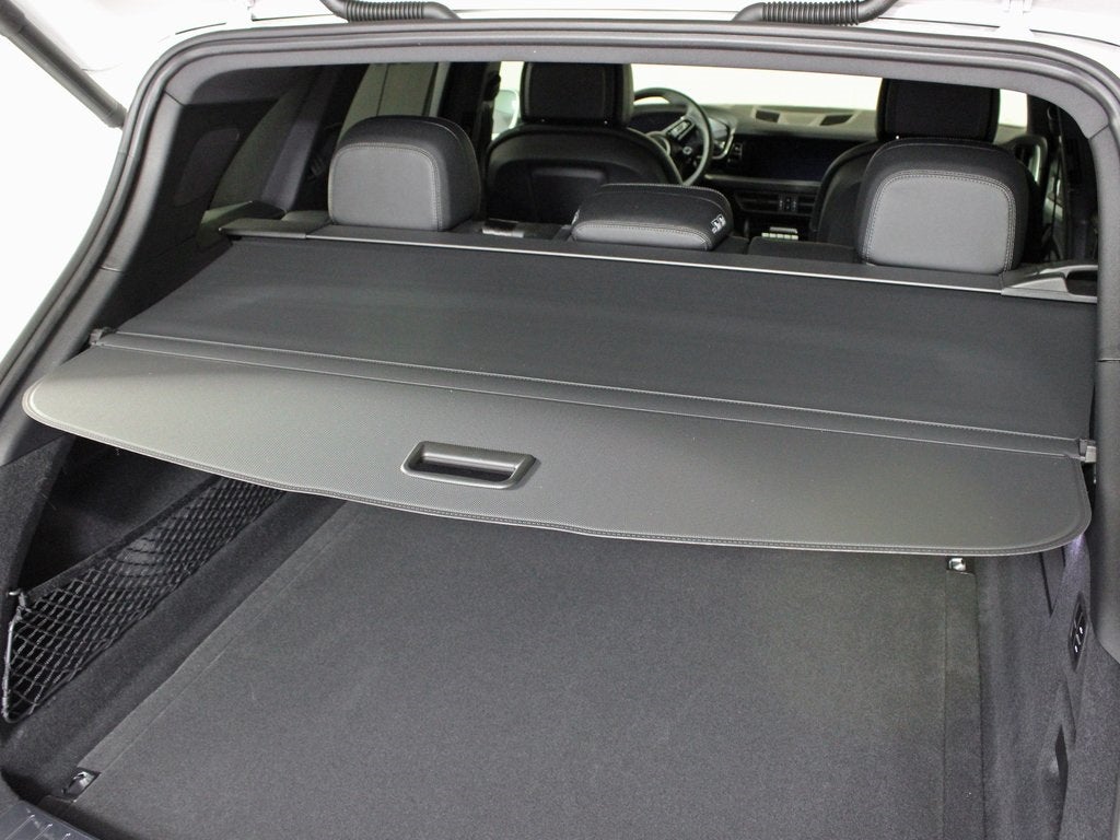 2025 Porsche Cayenne Base