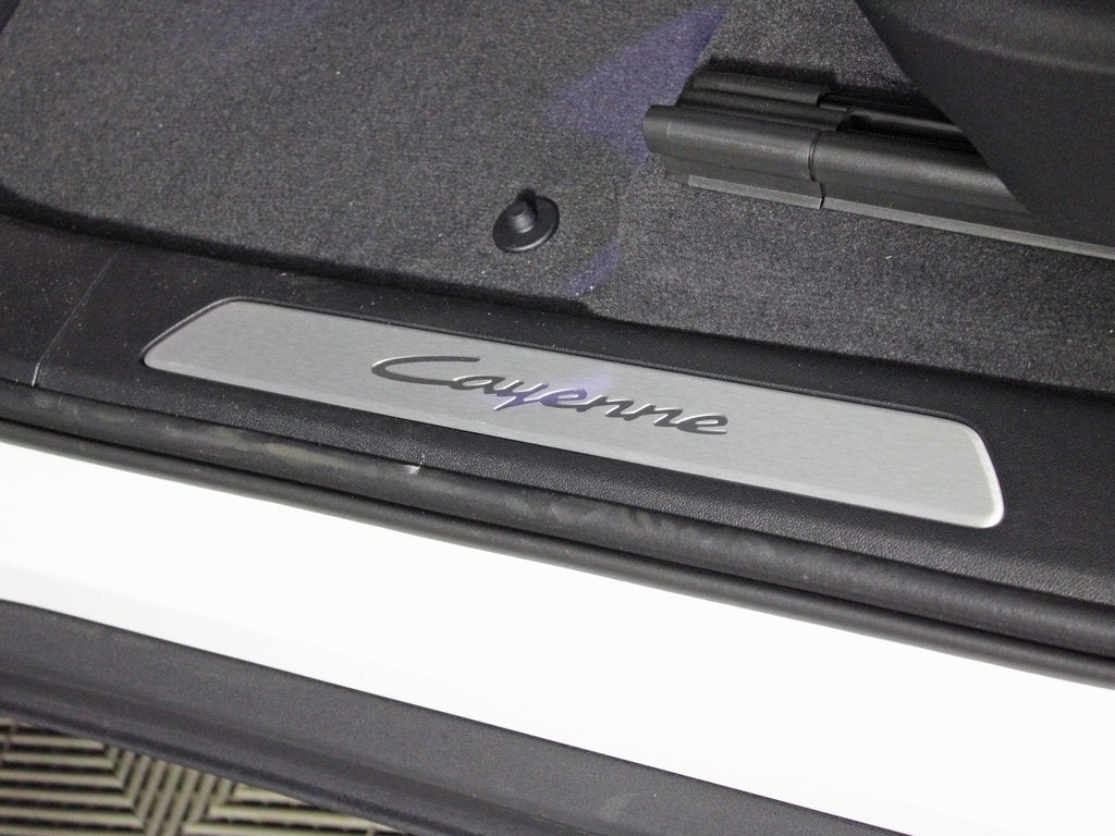 2025 Porsche Cayenne Base