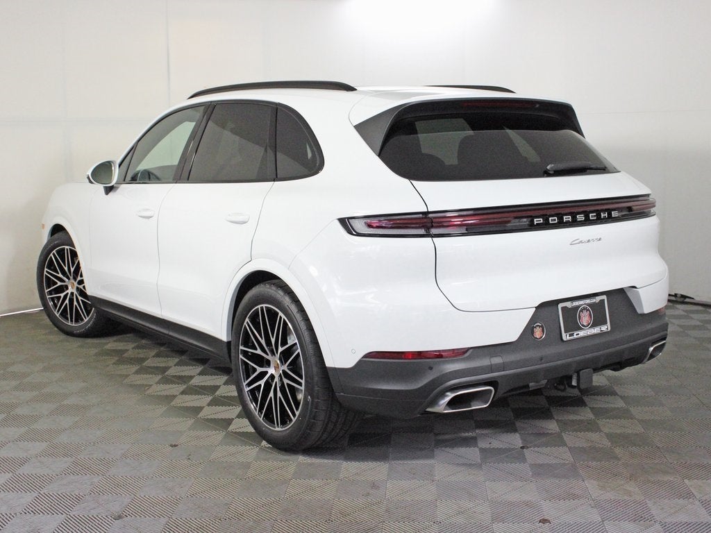 2025 Porsche Cayenne Base