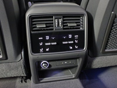 2025 Porsche Cayenne Base