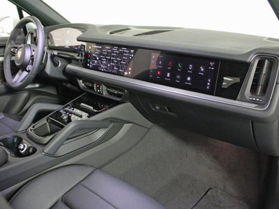 2025 Porsche Cayenne Base