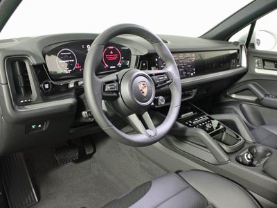2025 Porsche Cayenne Base