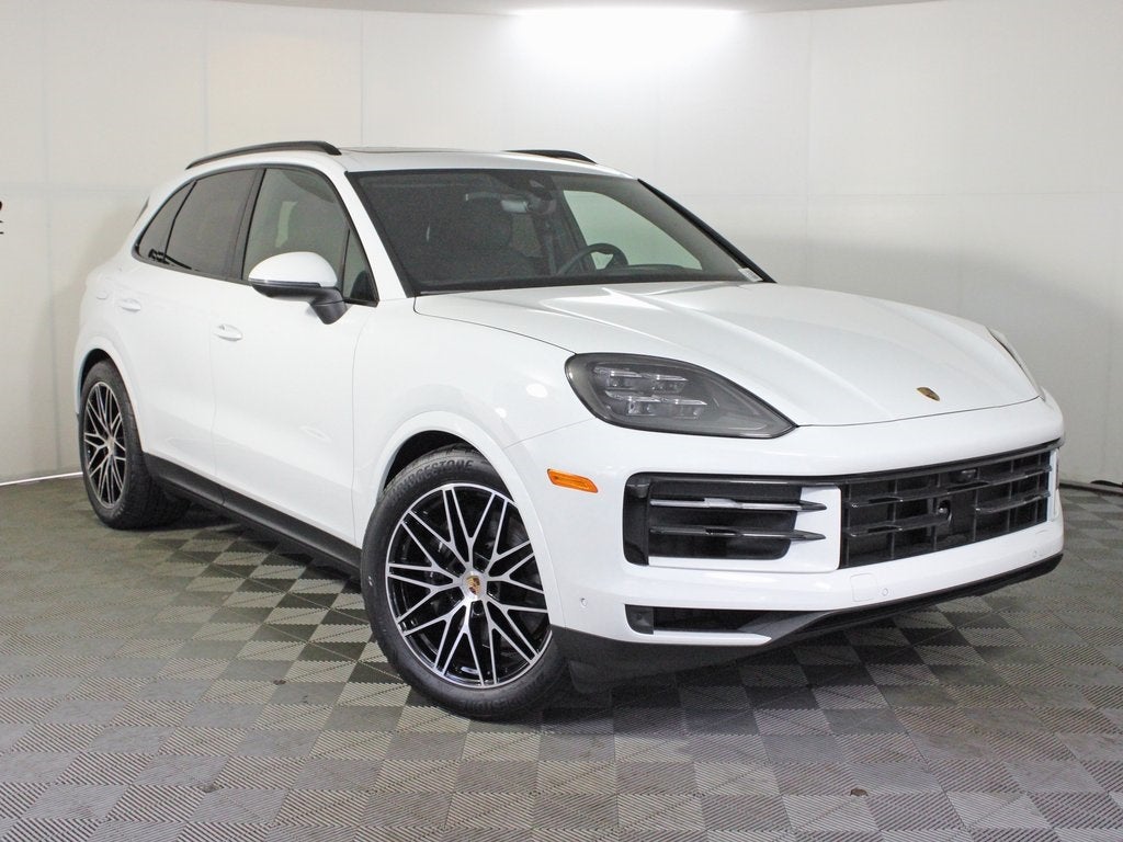 2025 Porsche Cayenne Base