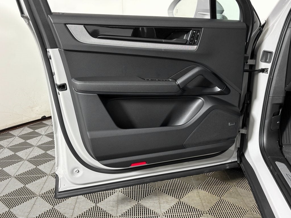 2026 Porsche Cayenne Base