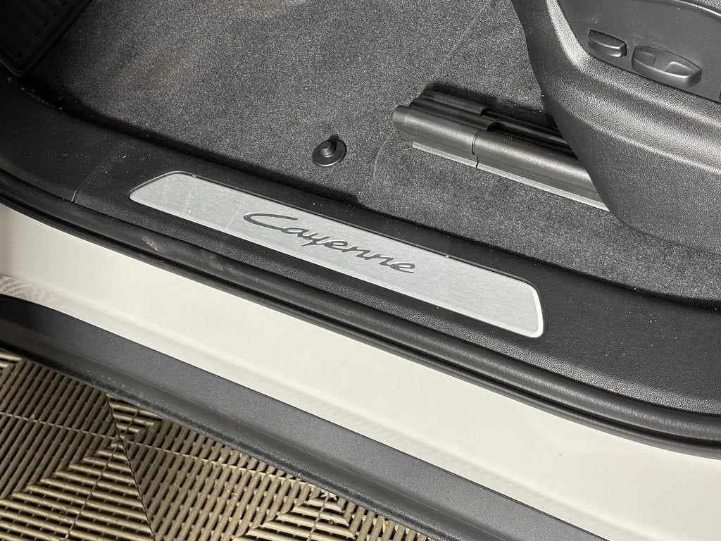 2026 Porsche Cayenne Base