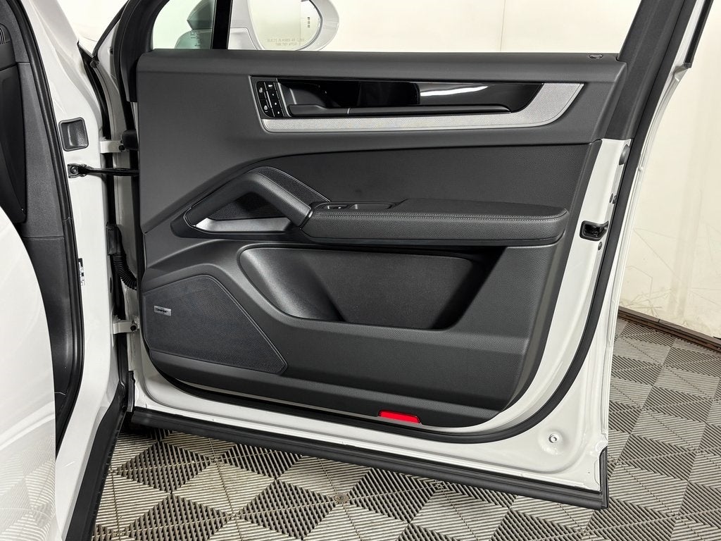 2026 Porsche Cayenne Base