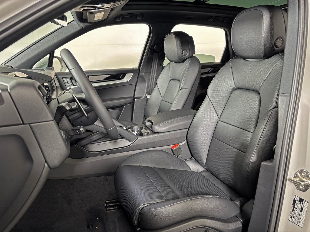 2026 Porsche Cayenne Base