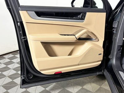 2026 Porsche Cayenne Base