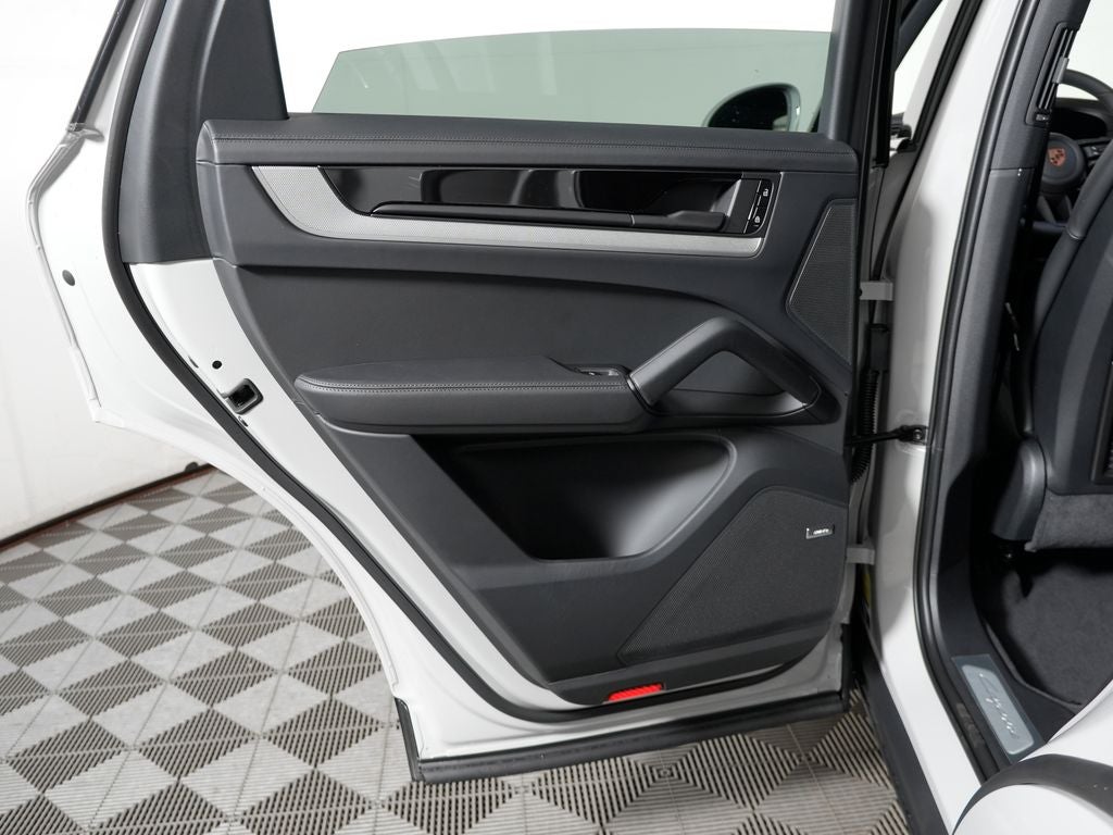 2026 Porsche Cayenne Base