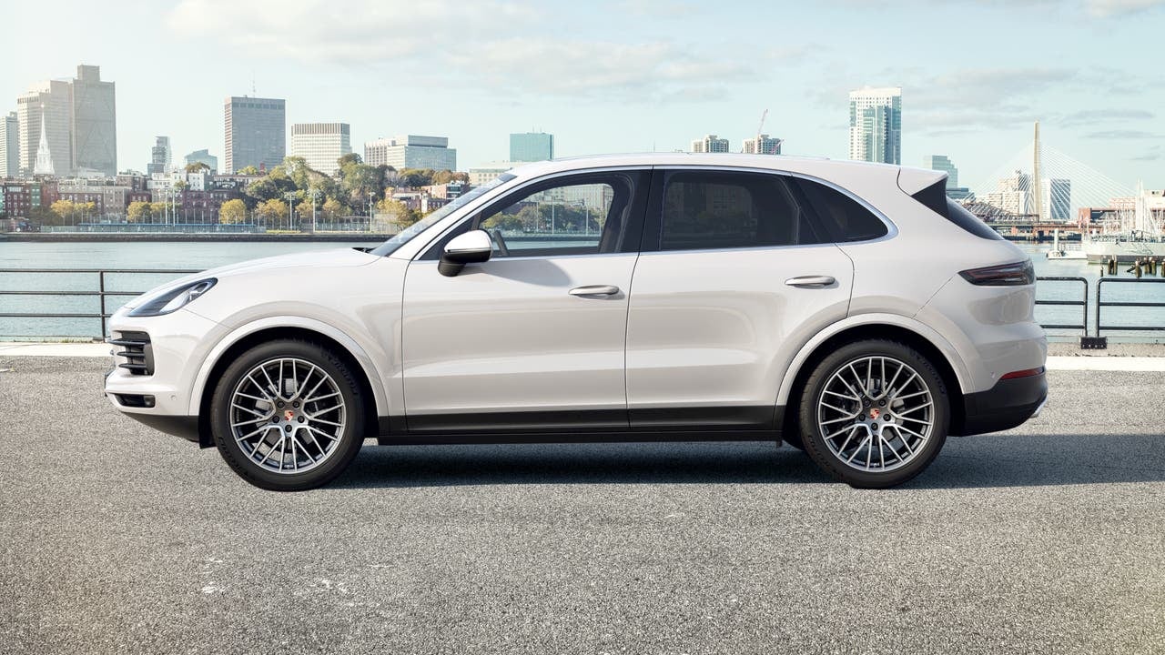 2023 Porsche Cayenne Base
