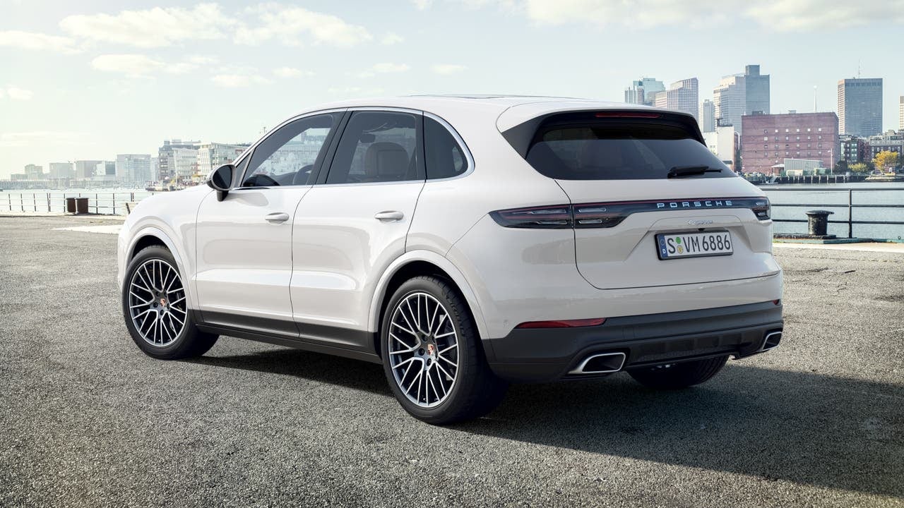 2023 Porsche Cayenne Base