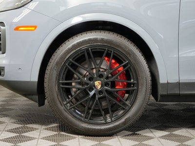 2024 Porsche Cayenne Base