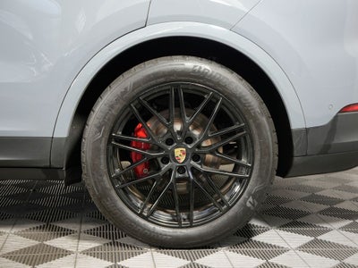 2024 Porsche Cayenne Base