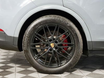 2024 Porsche Cayenne Base