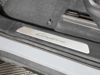 2024 Porsche Cayenne Base