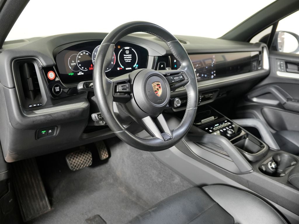 2024 Porsche Cayenne Base