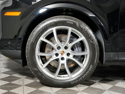 2024 Porsche Cayenne Base