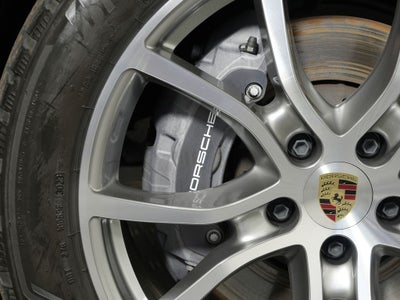 2024 Porsche Cayenne Base