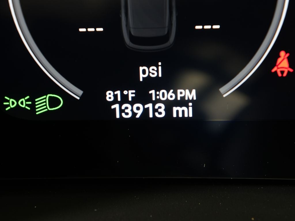 2024 Porsche Cayenne Base