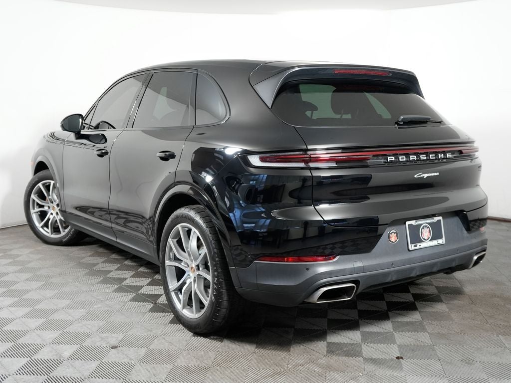 2024 Porsche Cayenne Base