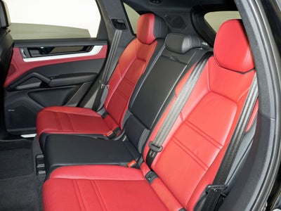 2024 Porsche Cayenne Base
