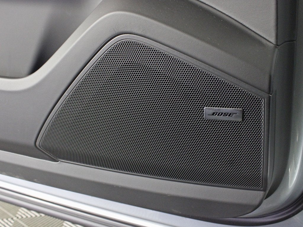 2025 Porsche Cayenne Base