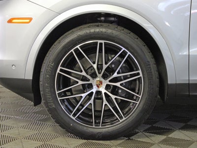 2025 Porsche Cayenne Base