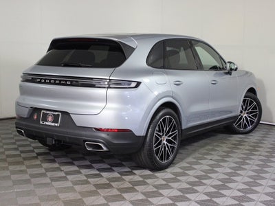 2025 Porsche Cayenne Base
