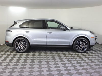 2025 Porsche Cayenne Base