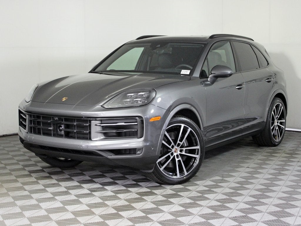 2025 Porsche Cayenne Base