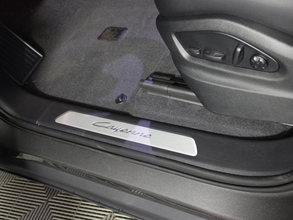 2025 Porsche Cayenne Base