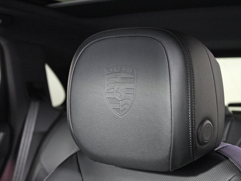 2025 Porsche Cayenne Base