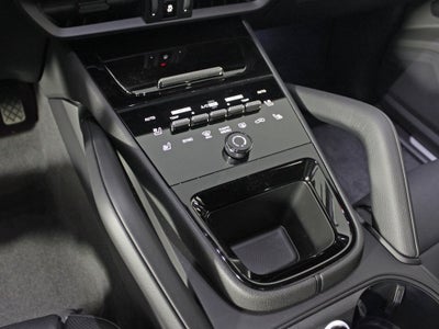 2025 Porsche Cayenne Base