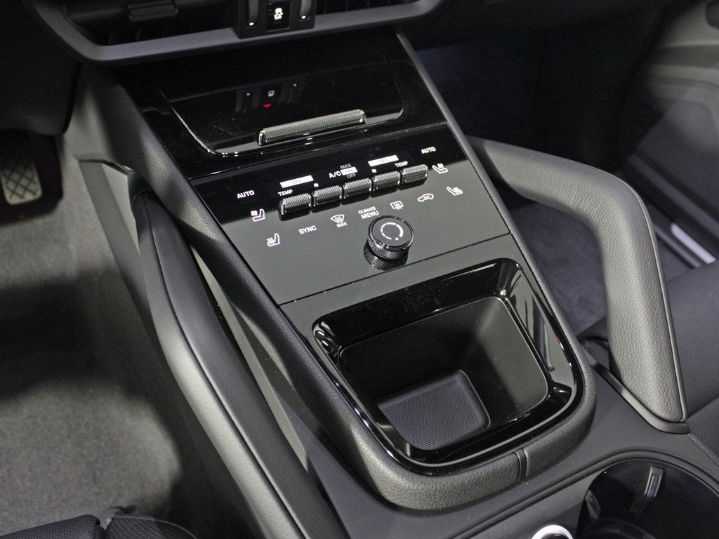 2025 Porsche Cayenne Base