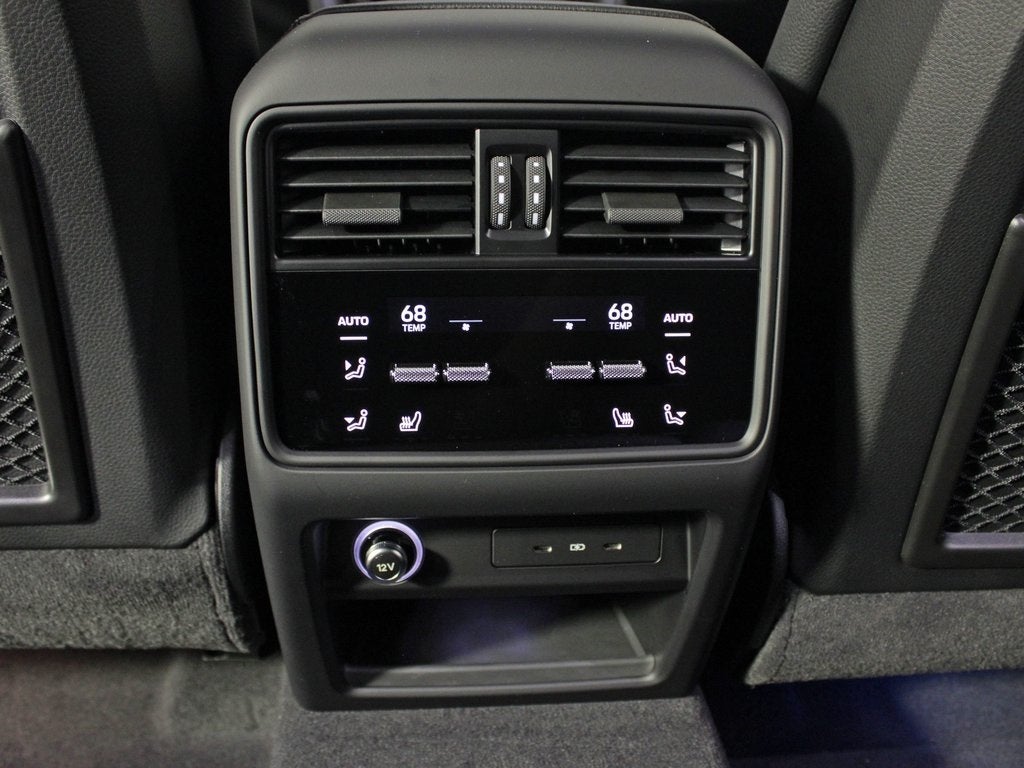 2025 Porsche Cayenne Base