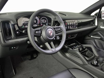 2025 Porsche Cayenne Base