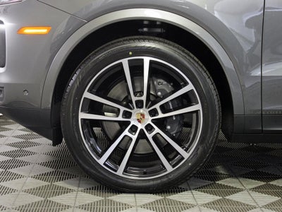 2025 Porsche Cayenne Base