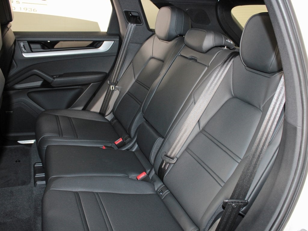 2026 Porsche Cayenne Base